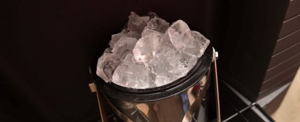 How to Clean Countertop Ice Maker？