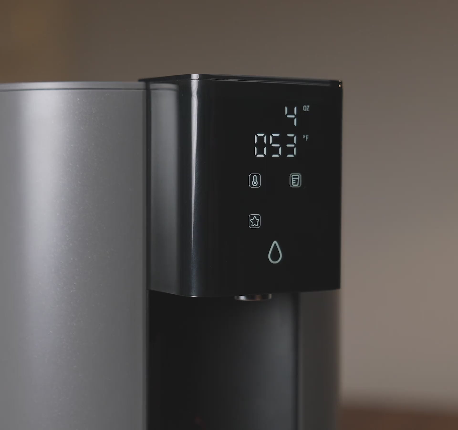 Instant Hot Water with 5 Temperature Settings